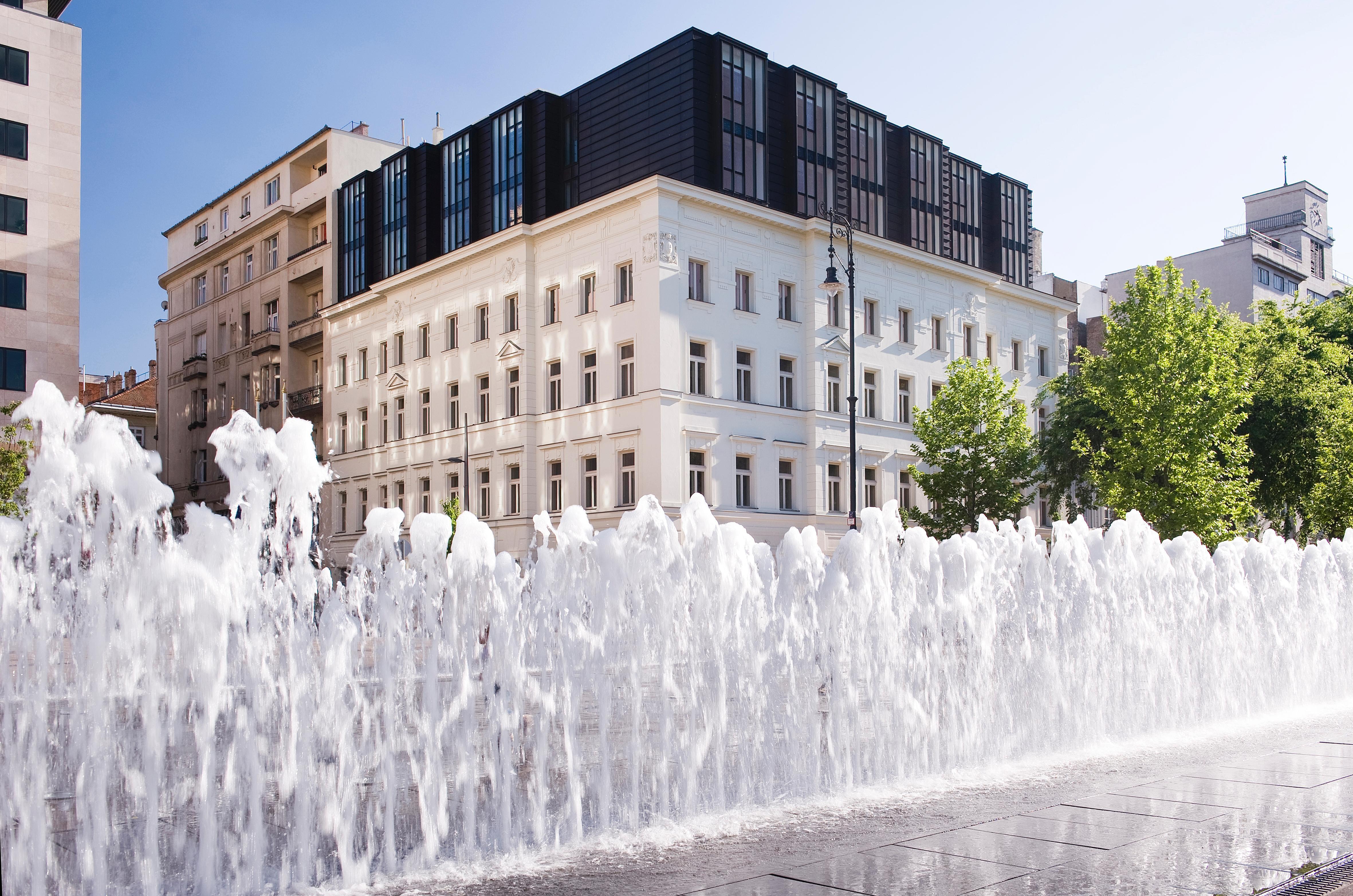 Iberostar Grand Budapest Bagian luar foto