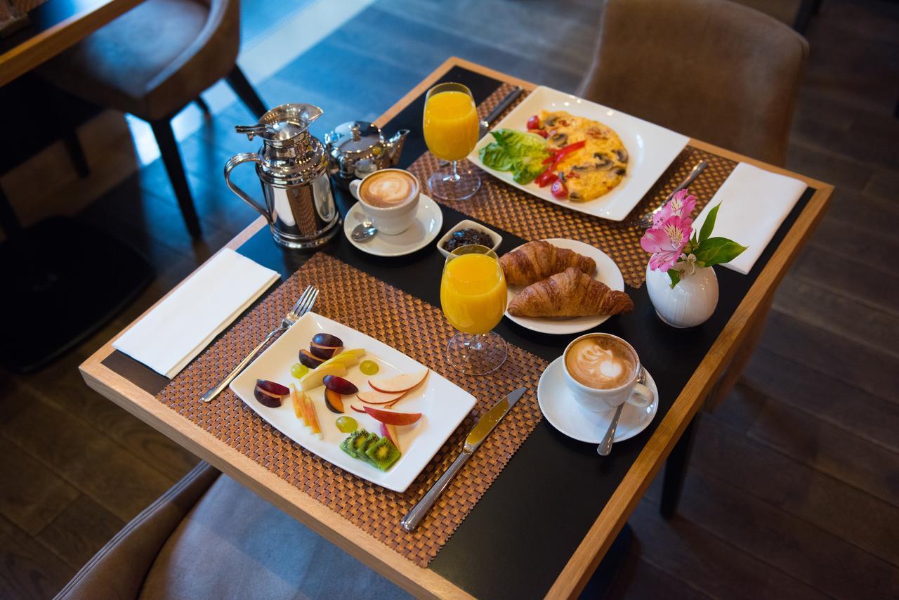 Iberostar Grand Budapest Bagian luar foto