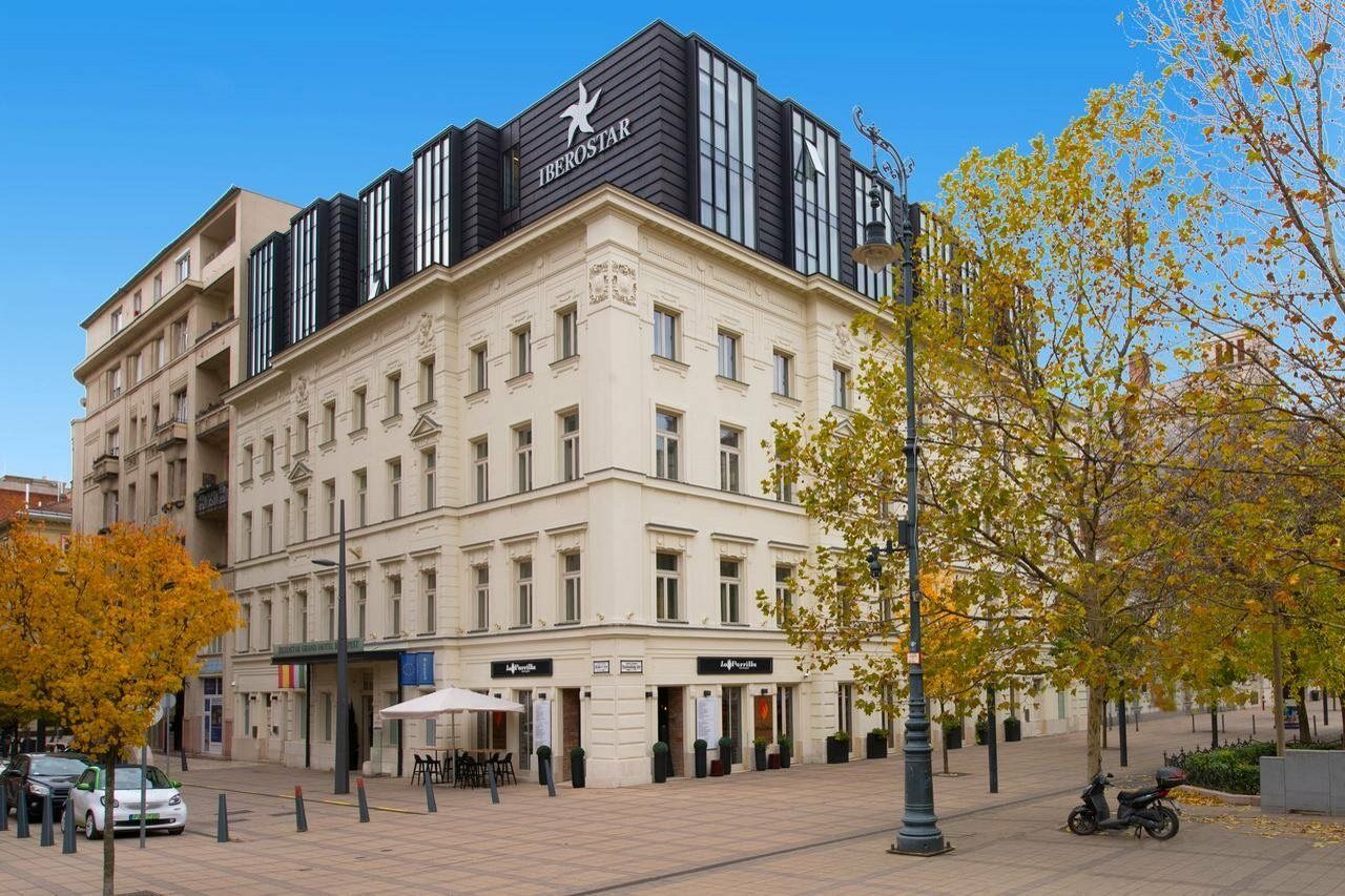 Iberostar Grand Budapest Bagian luar foto