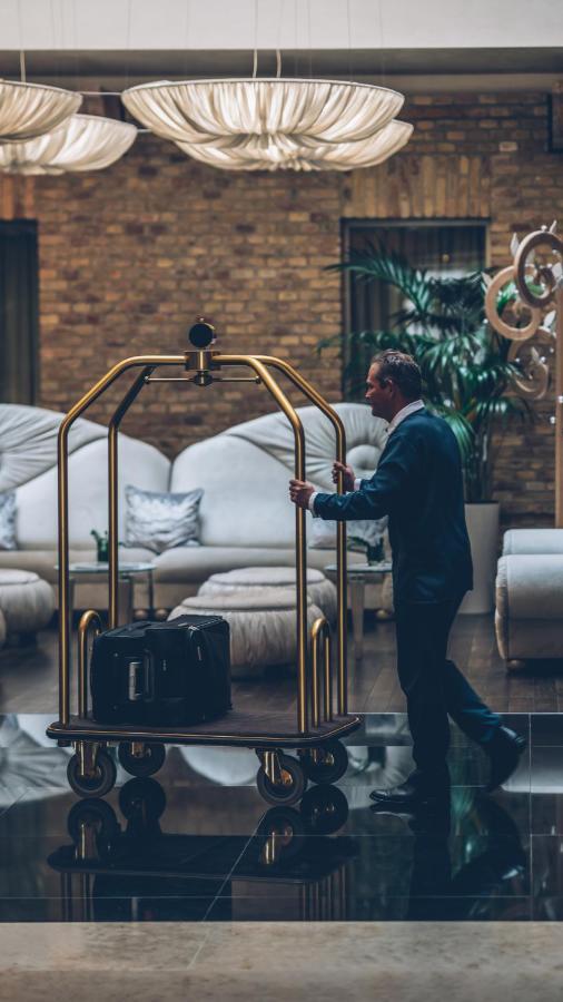 Iberostar Grand Budapest Bagian luar foto
